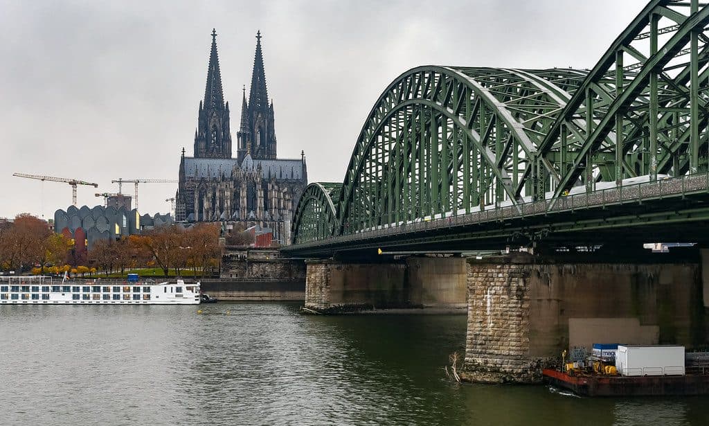 Sicherheitstechnische Betreuung in Köln: Kölner Dom und Hohenzollernbrücke