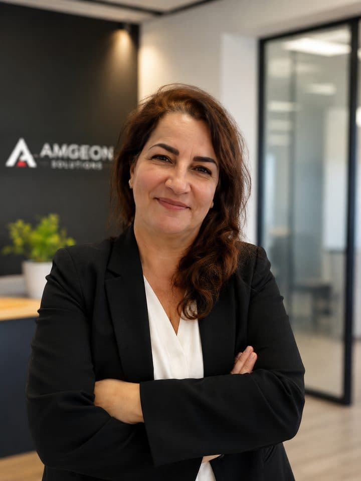 Yusra Al-Hadjadj, Buchhalterin bei AMGEON